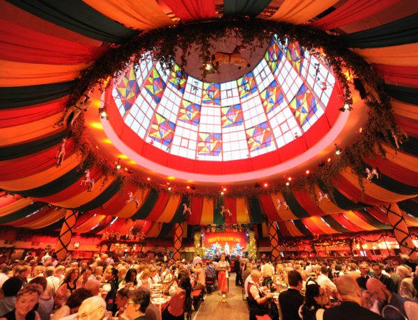 Oktoberfest, ehemalige Wies«n Zelt "Hippodrom" im Postpalast wiedererweckt, Foto: ....., 18.September 2015 , Foto : C : Stephan Rumpf