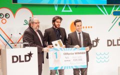 MUNICH/GERMANY - JANUARY 16: Davon Jacobi (m.) and Hanan Lipskin (r.) from Keepers App receive the 1st CERPrize 2017 during the DLD17 (Digital-Life-Design) Conference at the Alte Bayerische Staatsbank on January 16, 2017 in Munich, Germany. DLD is Europe's big conference of innovation, digitization, science and culture, which connects business, creative and social leaders, opinion formers and influencers for crossover conversation and inspiration. (Photo: picture alliance / Jan Haas) | Verwendung weltweit