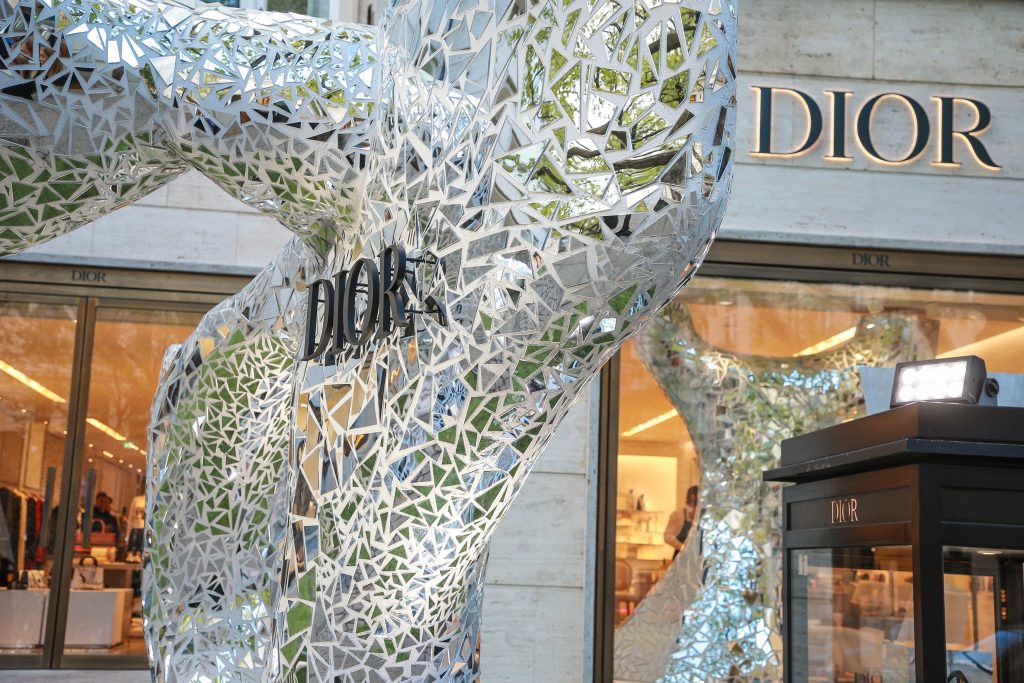 Ретро журнал Jean Shrimpton VERSAILLES David Bailey KOUKA DENIS Dior SUNDAY TIMES MAGAZIN