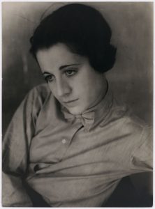 Umbo_Ohne-Titel-Porträt_1927_Berlinische-Galerie